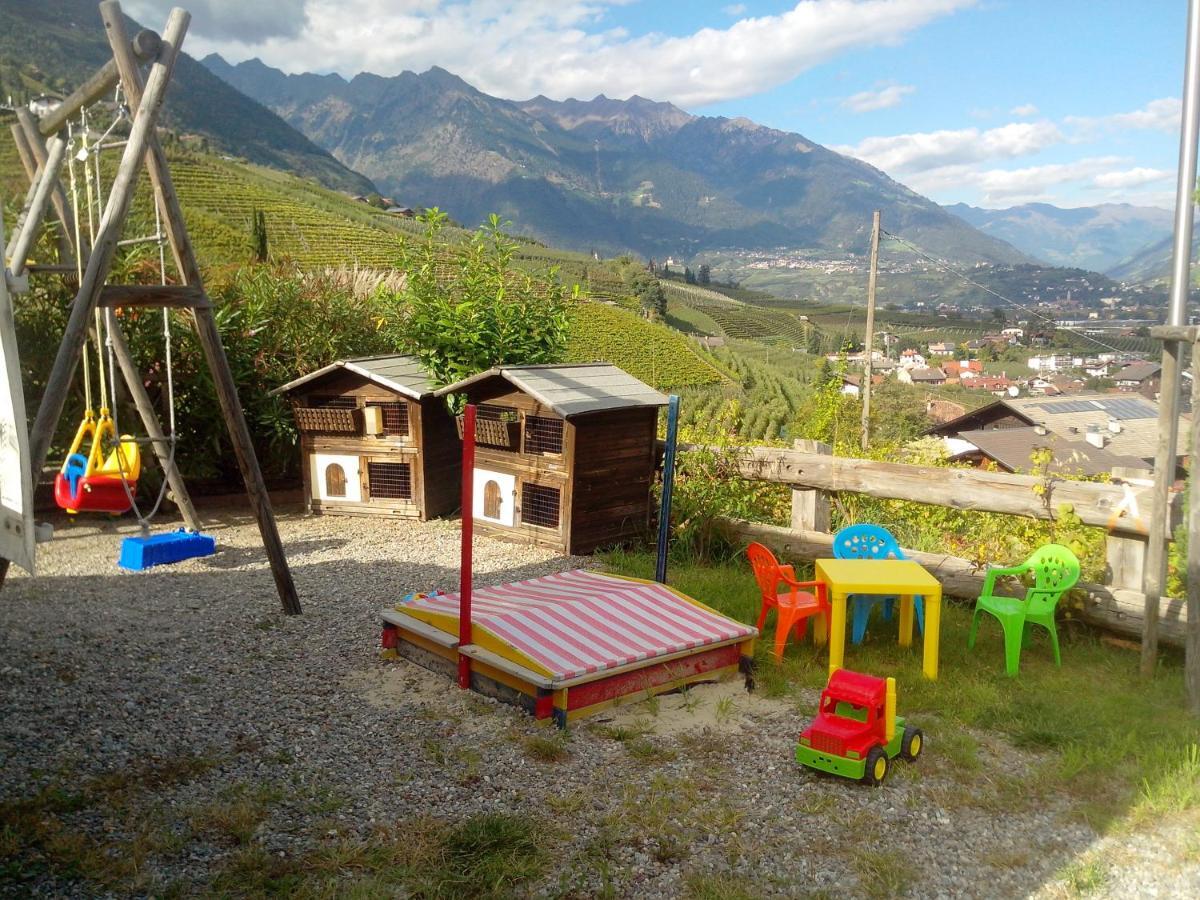 Weingut Bachguetl Apartment Чермес Екстериор снимка